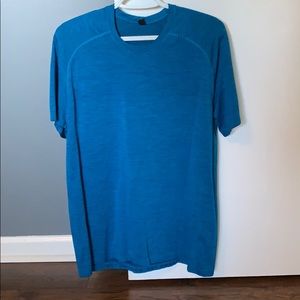 Lululemon Metal Vent Tech SS size L
